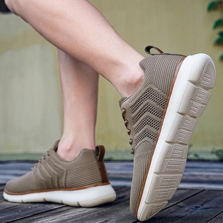 Beżowe obuwie męskie codzienne, sportowe sneakersy sznurowane na co dzień