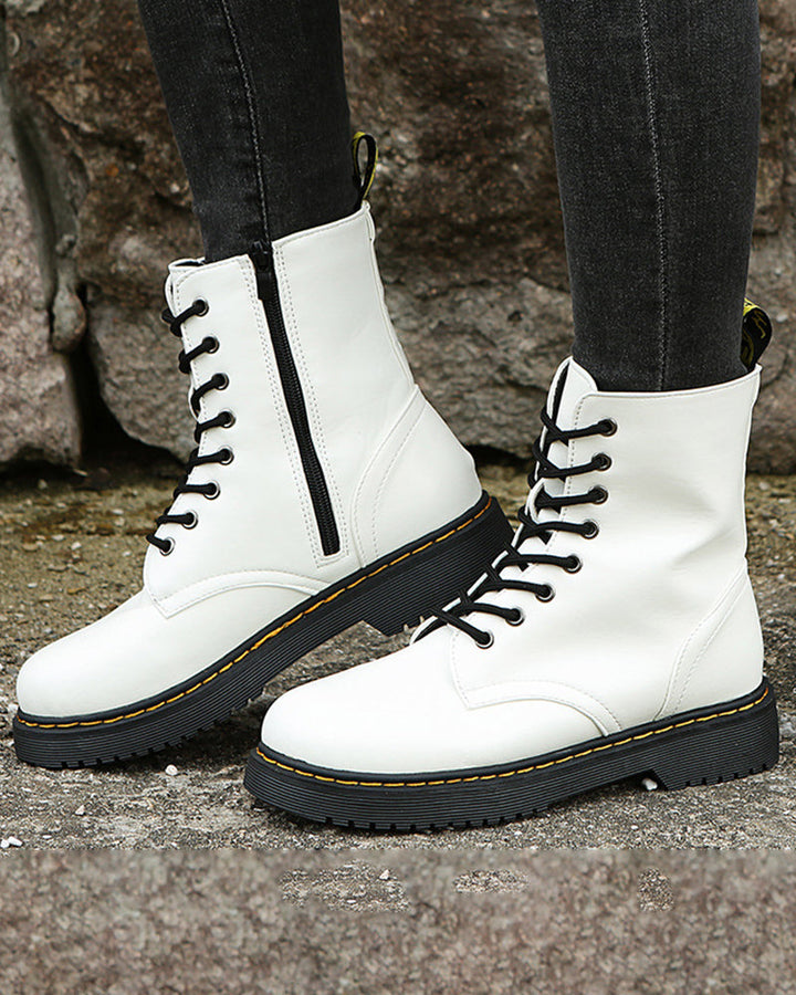 Stylowe buty damskie typu workery, czarne botki na grubej platformie do miejskich stylizacji