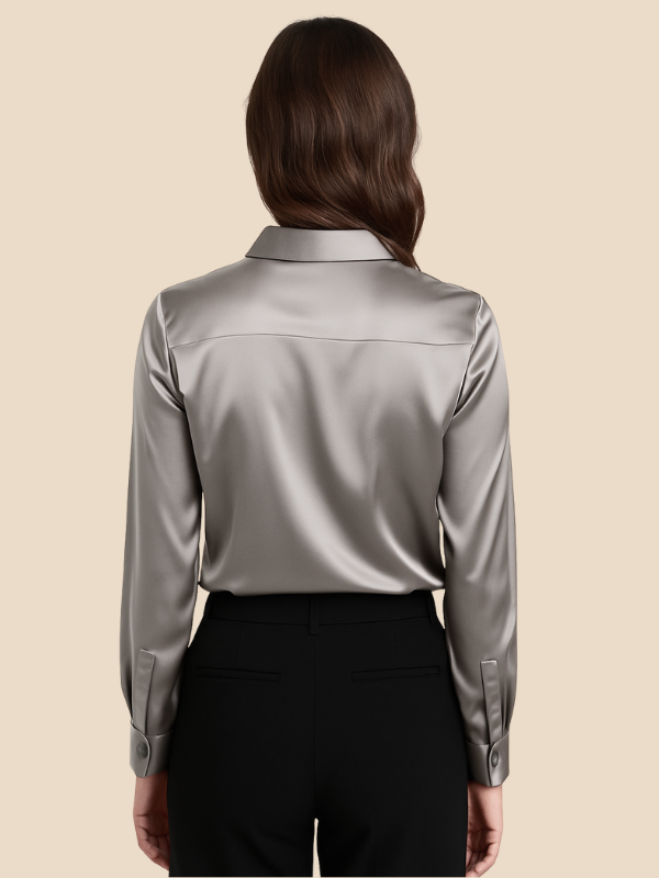 Modna odzież damska smart casual – satynowa koszula z długim rękawem