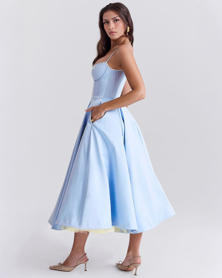 Damska sukienka wieczorowa z gorsetem w kolorze baby blue