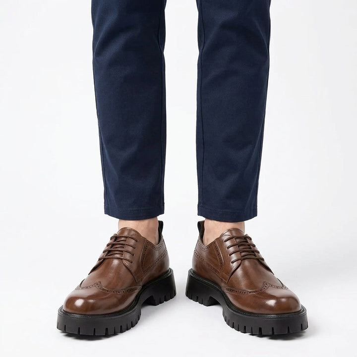 Męskie czarne półbuty oxford z elegancką grubą podeszwą w stylu smart casual