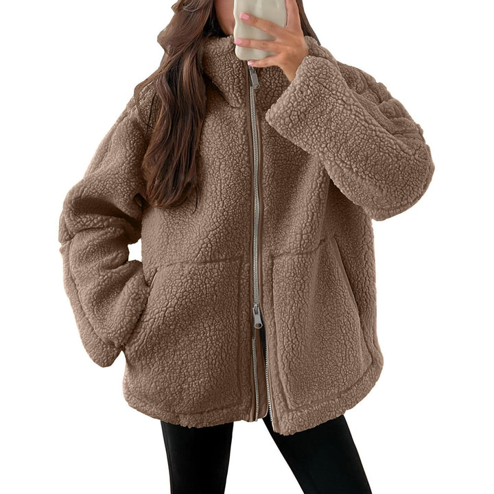 Beżowa kurtka damska oversize z miękkiego materiału teddy