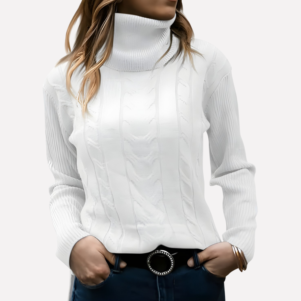 Stylowy luźny sweter z golfem zestawiony z modnymi dodatkami.