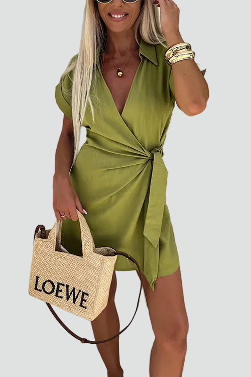 Morelowy kombinezon damski casual z krótkim rękawem i wiązaniem