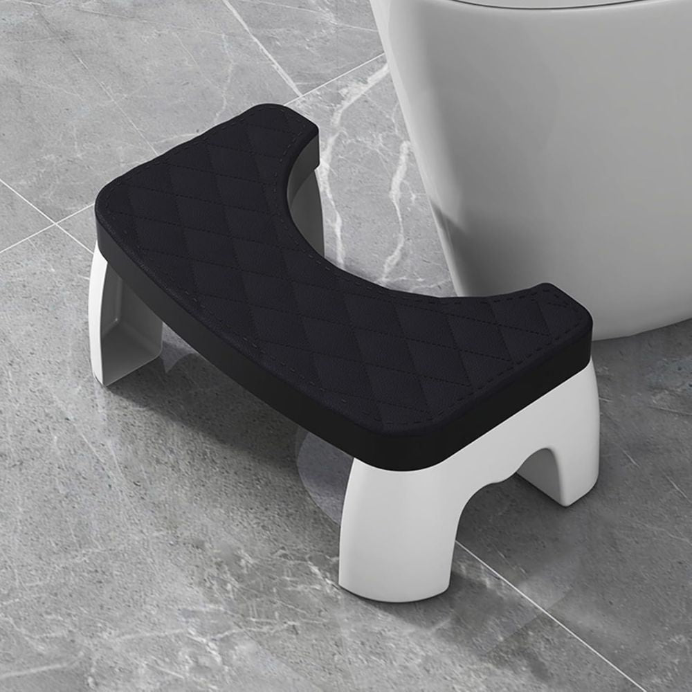 Plastikowy stołek squatowy do łazienki w nowoczesnym, minimalistycznym stylu