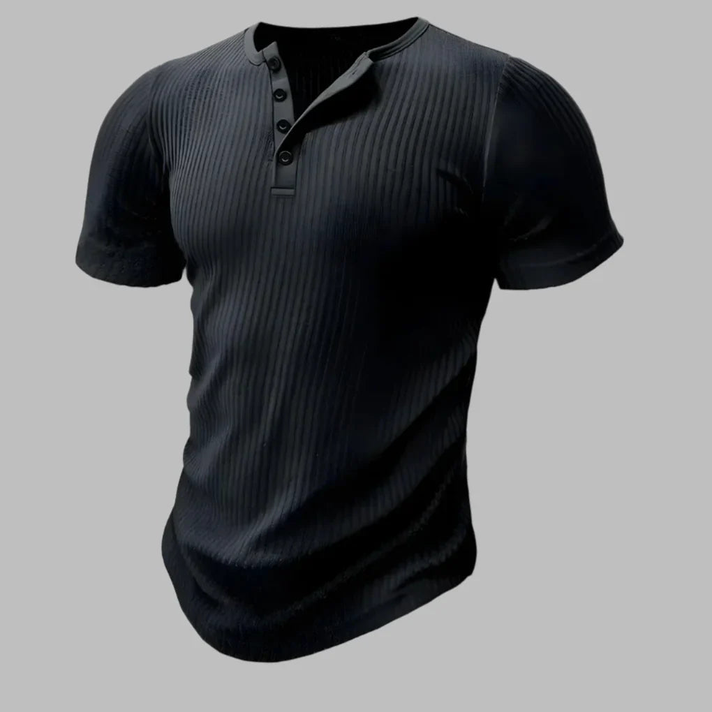 Męska koszulka Henley muscle fit w kolorzie czarnym prezentująca dopasowany krój