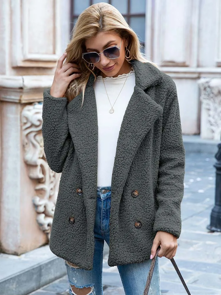 Modny płaszcz teddy oversize damski, elegancki krój