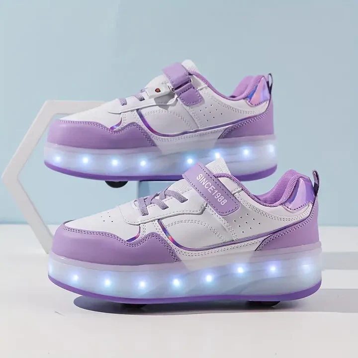 Fioletowe świecące buty z rolkami i LED dla dzieci, widok z boku