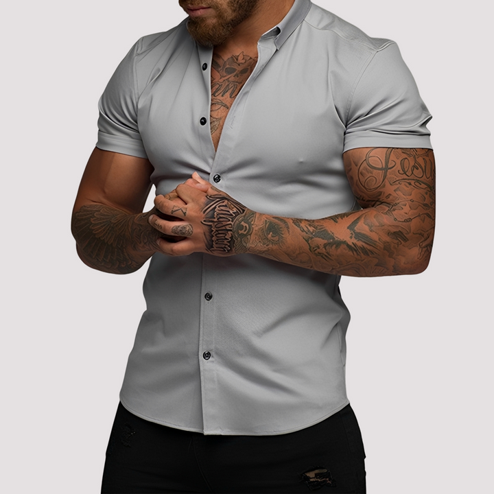 Stylowa odzież męska - koszula slim-fit w neutralnym kolorze