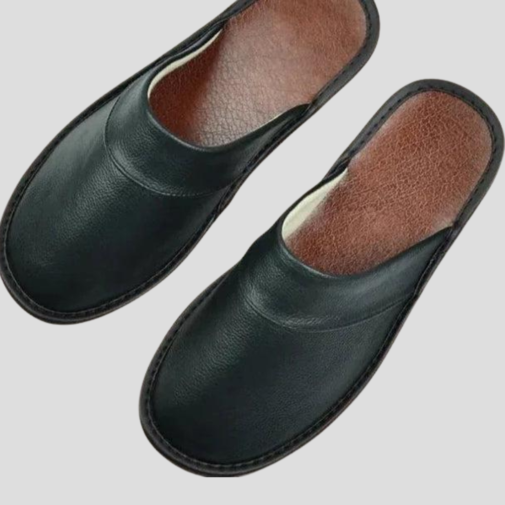 Eleganckie skórzane pantofle domowe w kolorze czarnym