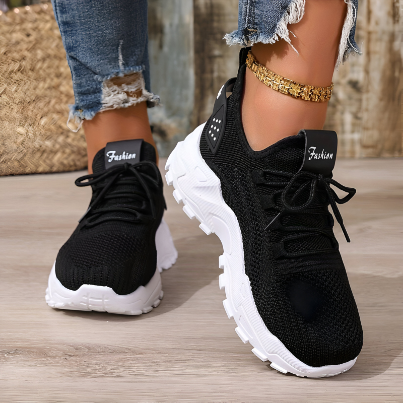 Czarne damskie sneakersy ortopedyczne z sznurowaniem i amortyzowaną podeszwą