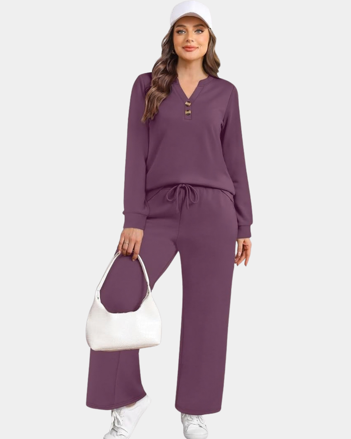 Prążkowany dres damski oversize w wersji codzienne