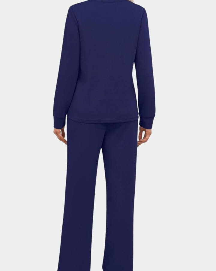 Elegancki dres damski oversize o luźnym kroju