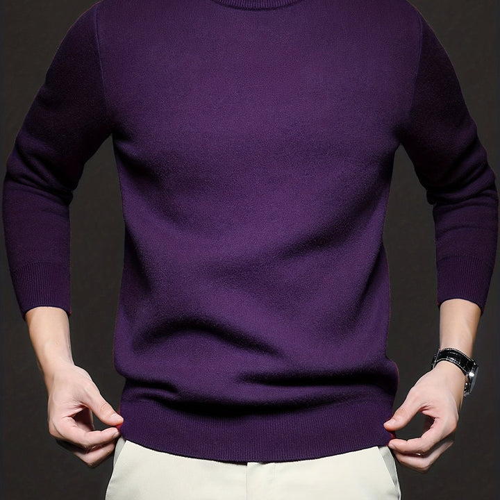 Casualowy sweter męski prezentujący uniwersalny krój i fason