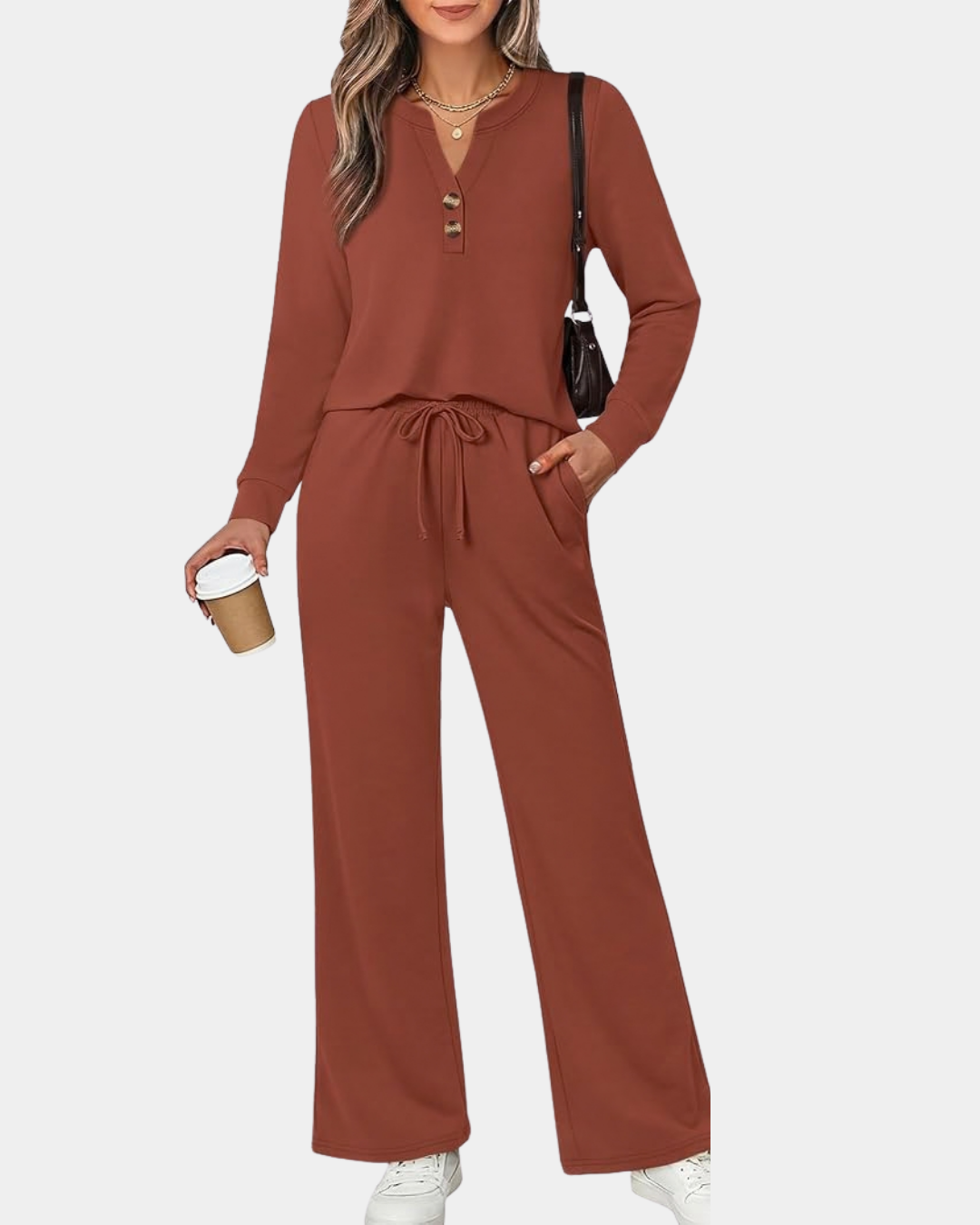 Casualowy dres damski oversize, nowoczesny design