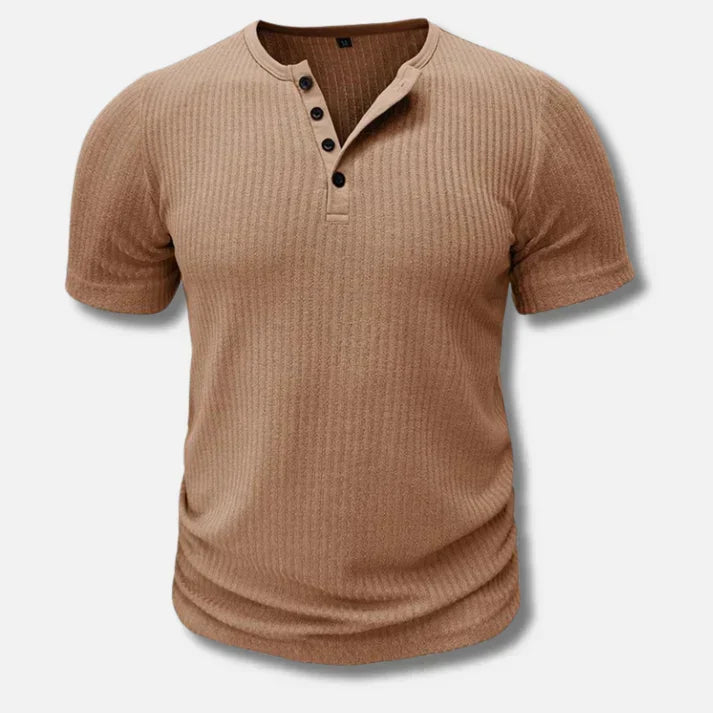Męski brązowy t-shirt henley z guzikami