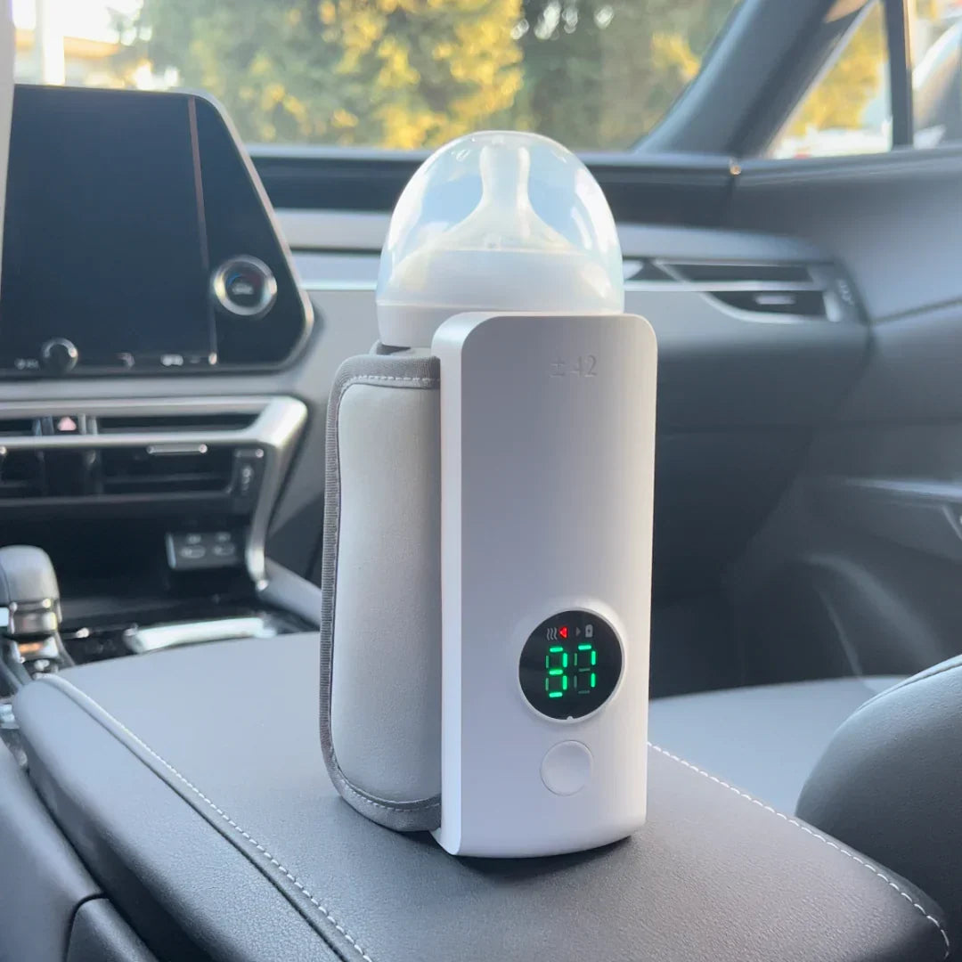 Przenośny podgrzewacz do butelek USB w użyciu na spacerze, akcesoria dla niemowląt
