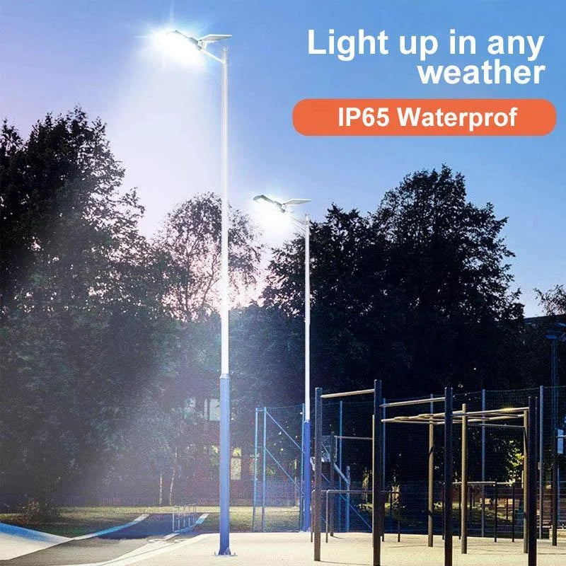 Zewnętrzna lampa solarna LED z czujnikiem ruchu zamontowana na elewacji