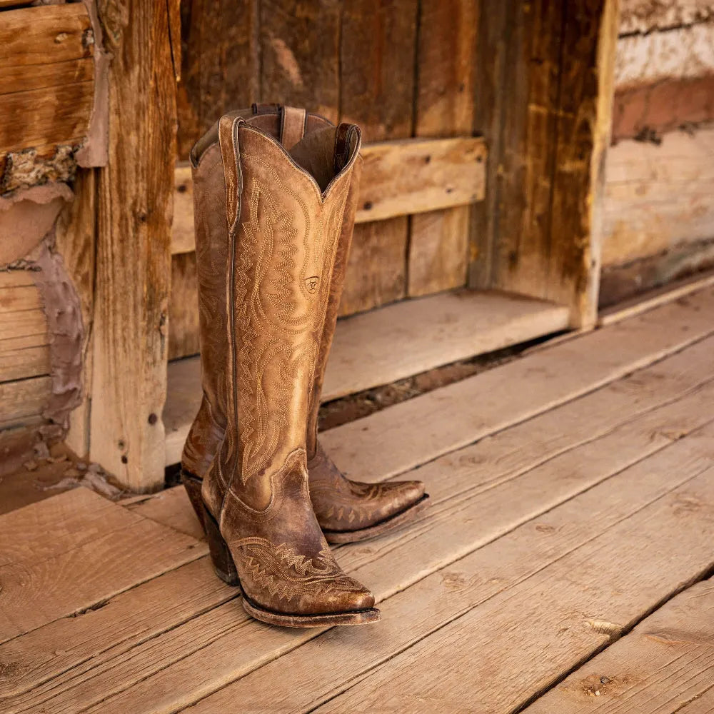 Brązowe damskie kowbojki z haftem w stylu western