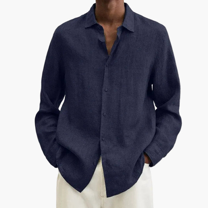 Męska koszula oversize zestawiona w stylizacji codzienne