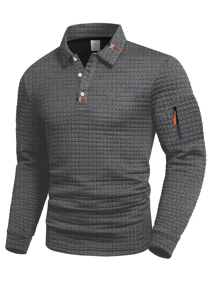 Elegancka koszulka polo męska casual w zbliżeniu na kołnierzyk