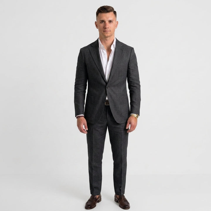 Elegancka odzież męska - zbliżenie na materiał garnituru