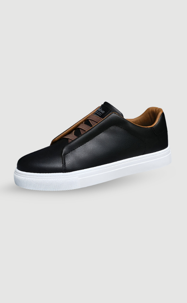 Czarne męskie sneakersy o minimalistycznym fasonie
