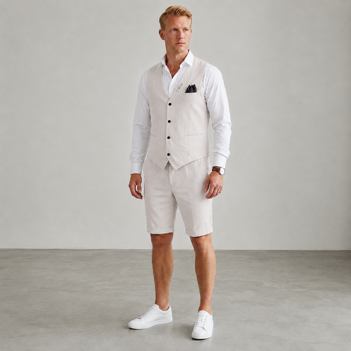 Modny letni komplet męski smart casual: zielona kamizelka z szortami