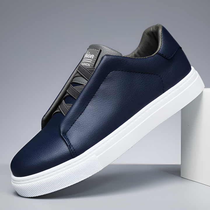 Męskie sneakersy minimalistyczne Patryk z boku, brązowe obuwie męskie
