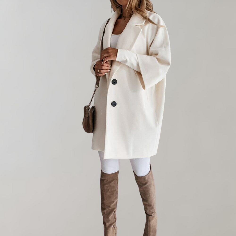 Modna odzież damska, kurtka wiosenna oversize w stylizacji casual