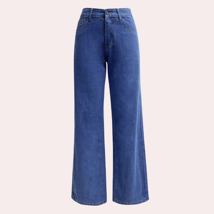 Klasyczne jeansy damskie w stylu casual, zbliżenie na materiał