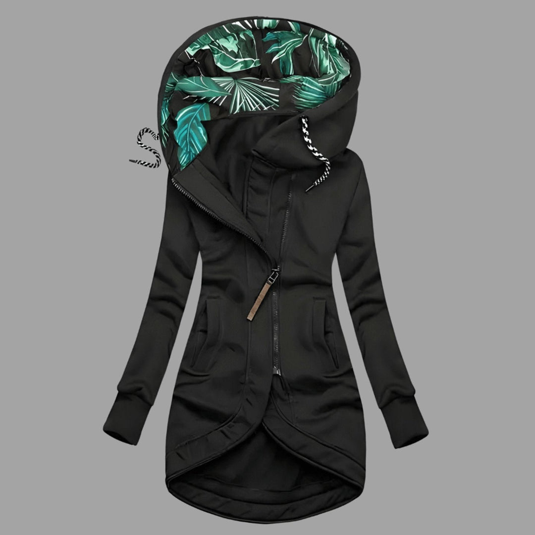 Ciepła kurtka damska softshell z kapturem, zbliżenie na materiał