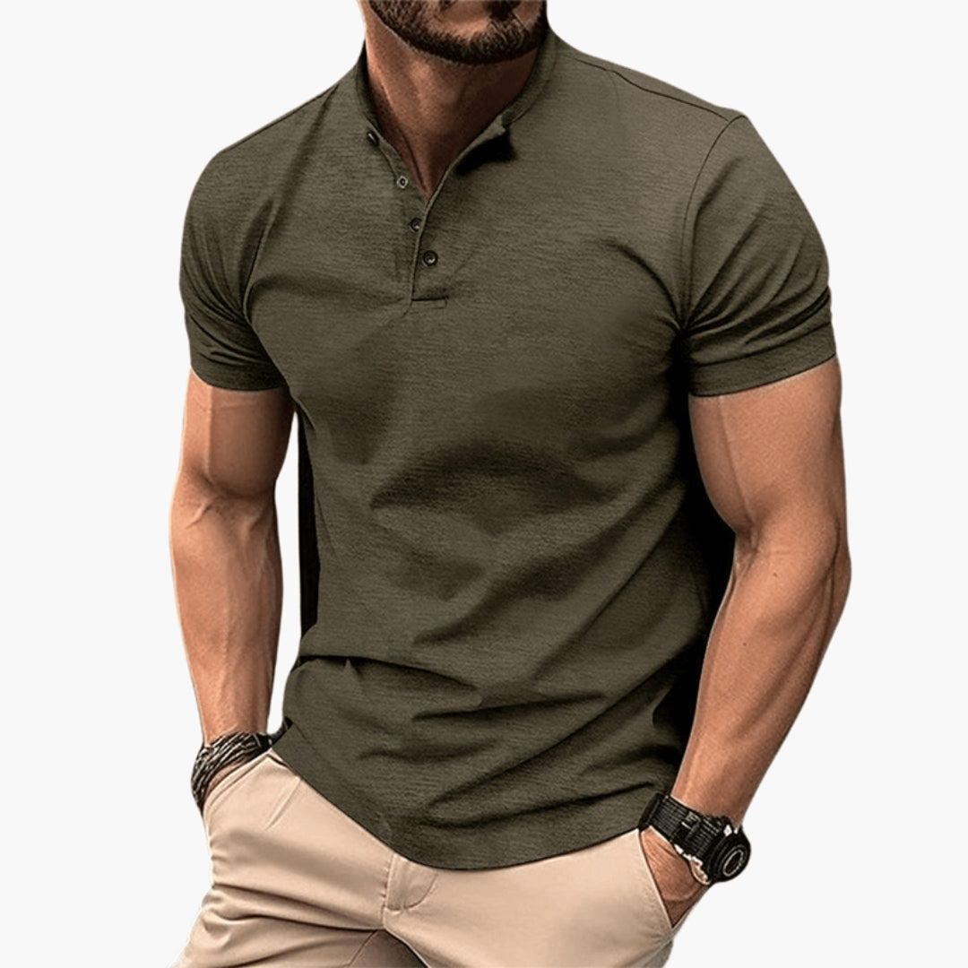 Męski zielony t-shirt henley z krótkim rękawem i listwą guzikową