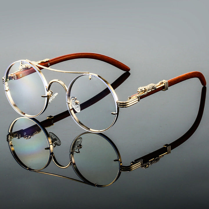 Modny dodatek na lato – metalowe okulary przeciwsłoneczne retro z bliska