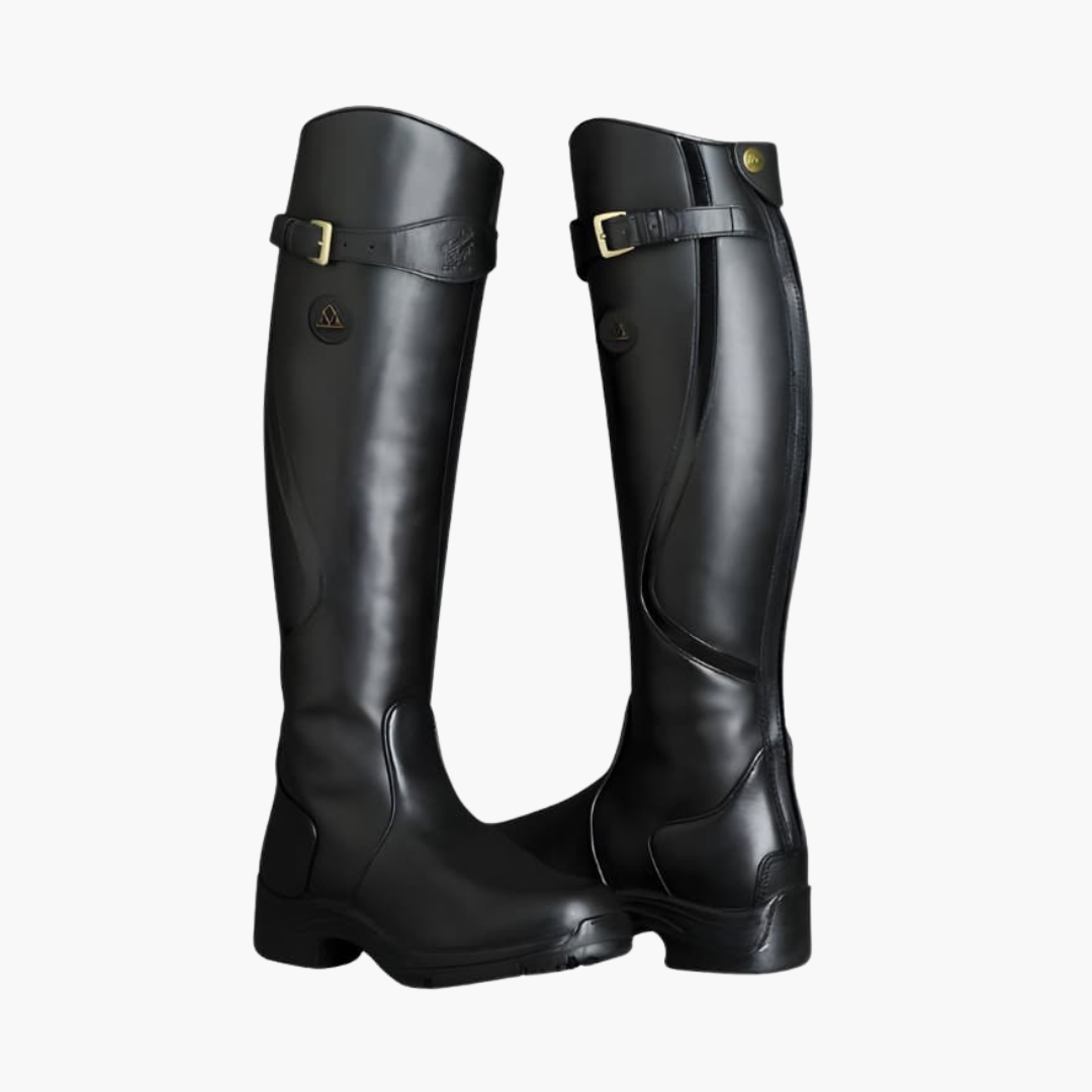 Czarne damskie wysokie buty outdoorowe z matowym wykończeniem i paskiem