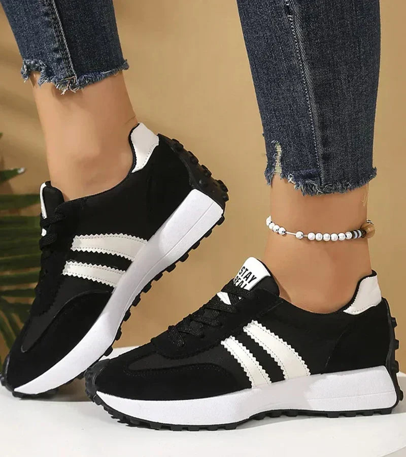 Eleganckie sneakersy damskie, modne obuwie na co dzień
