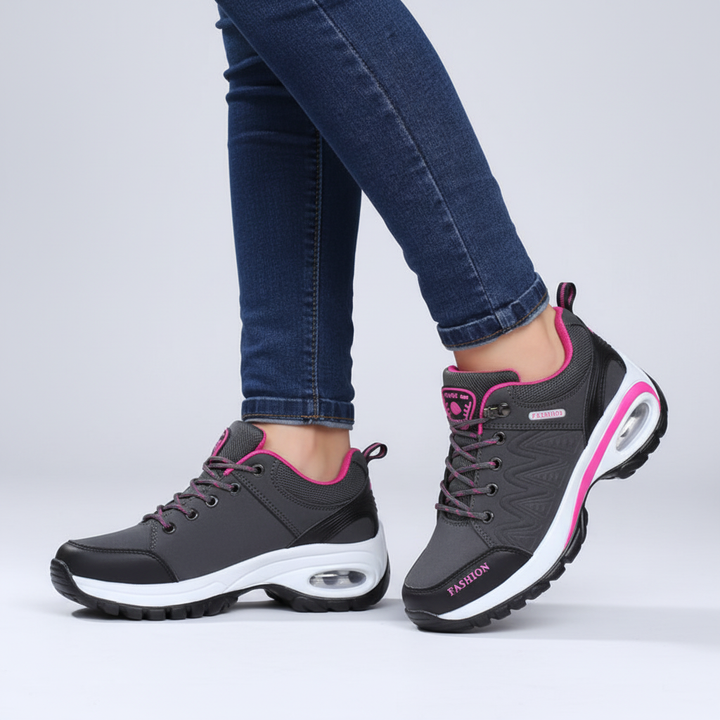 Widok z boku na damskie ortopedyczne buty trekkingowe Heather w kolorze szarym