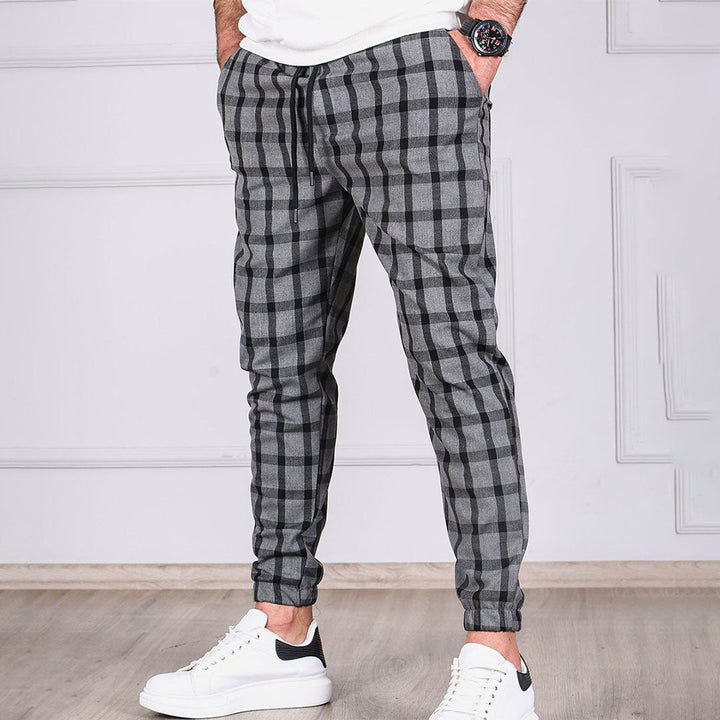 Szare męskie spodnie w kratę w stylu casual o dopasowanym kroju