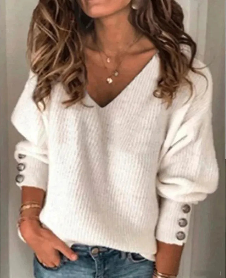 Stylowy sweter damski, zbliżenie na wysokiej jakości dzianinę