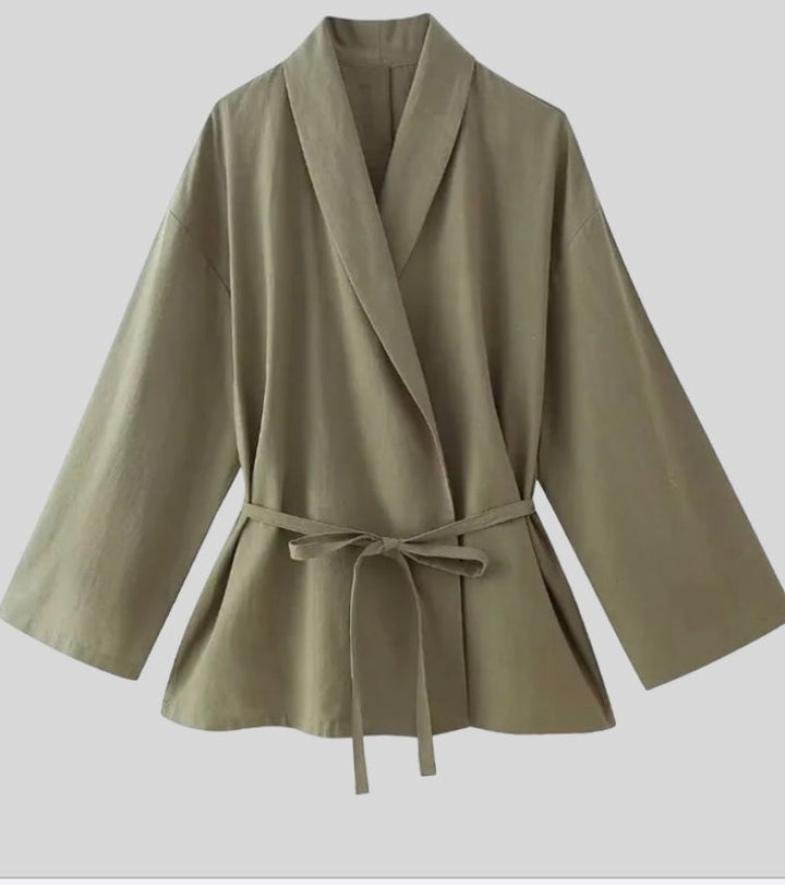 Modny komplet z długimi spodniami i górą typu kimono, elegancki strój damski