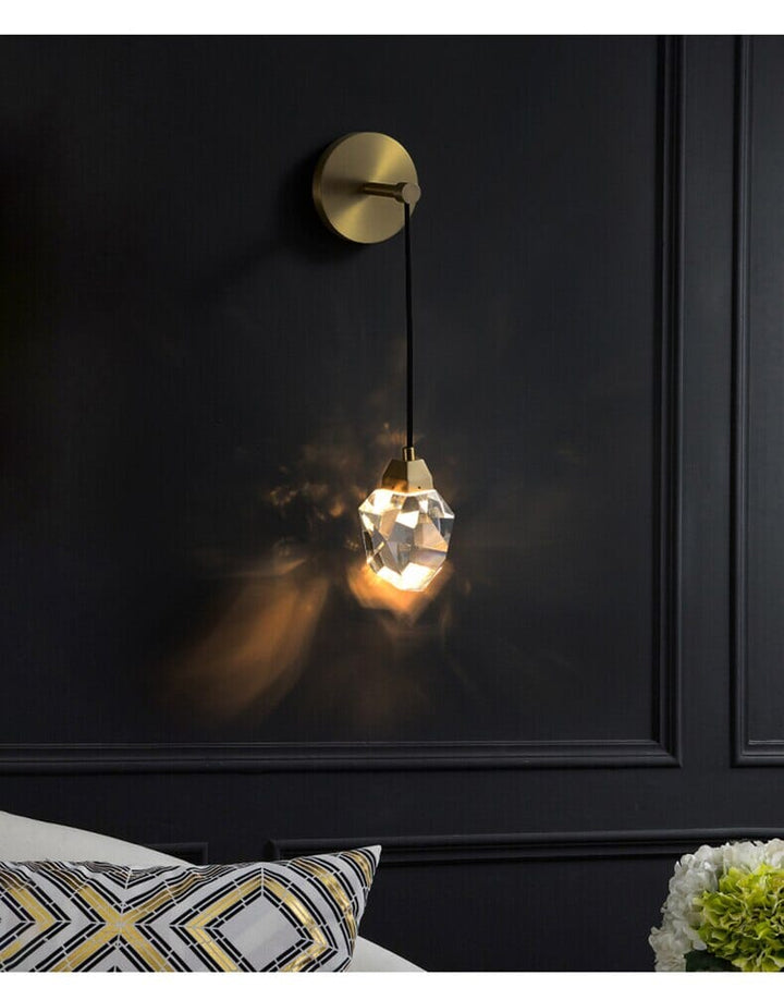 Ekskluzywna lampa sufitowa w nowoczesnym wnętrzu, dekoracja