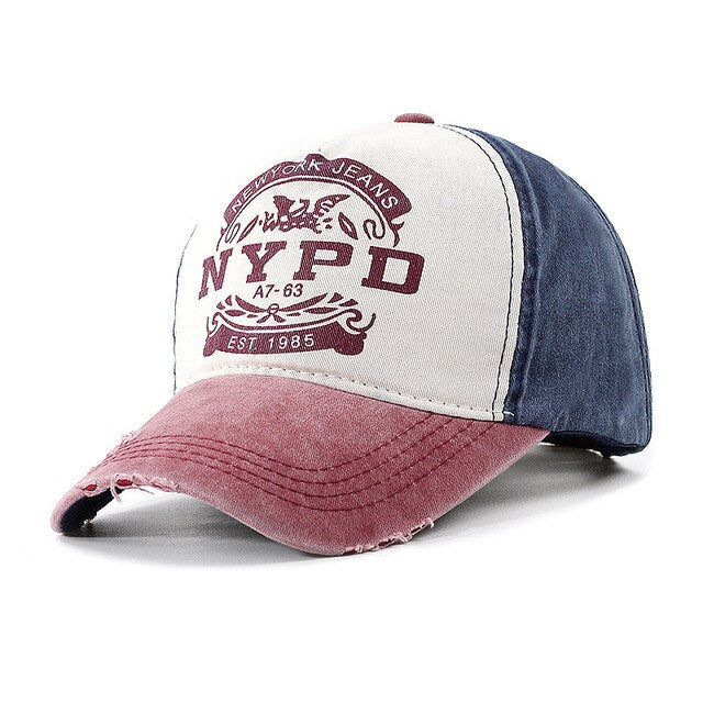 Unisex bejsbolówka z daszkiem w stylu vintage i motywem NYPD, widok z boku