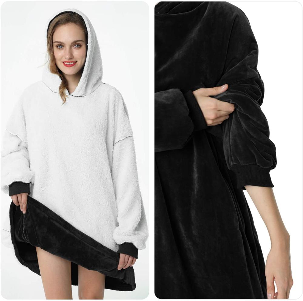 Szara damska bluza-koc oversize z kapturem, przód