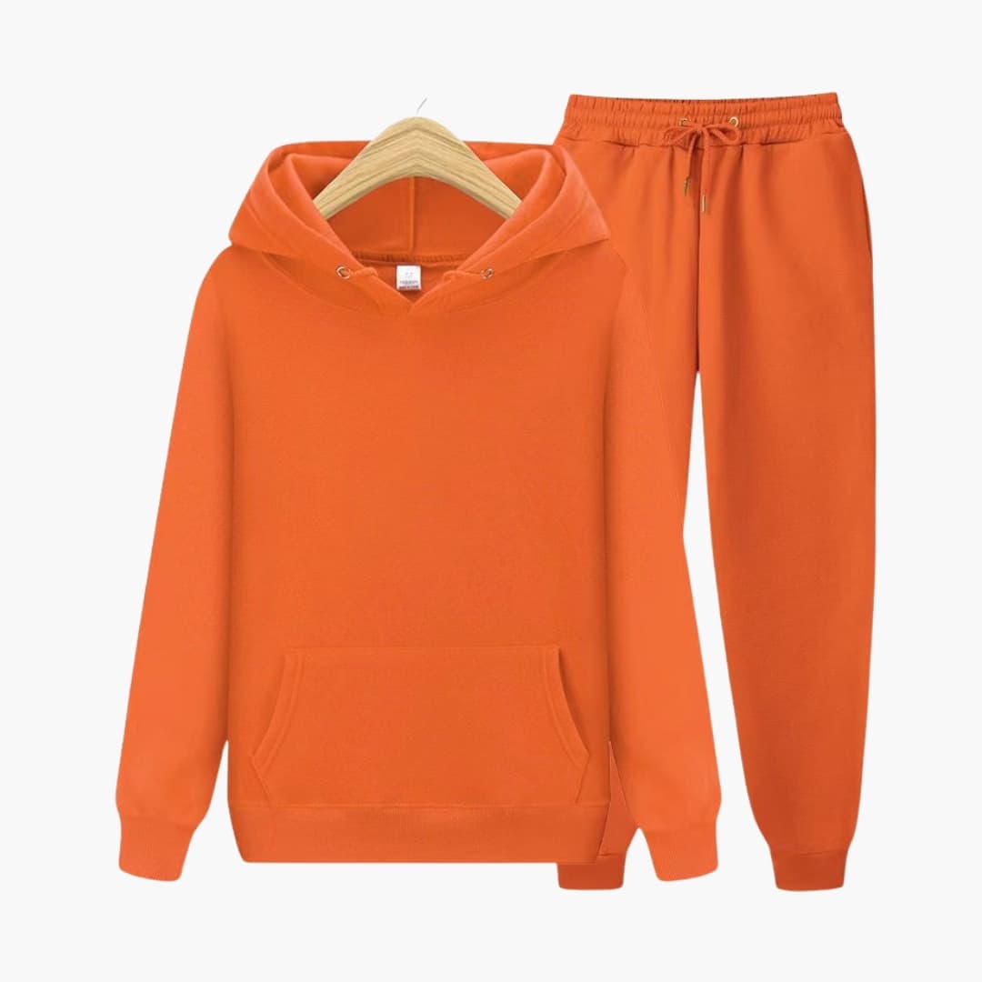 Czarny dres męski sportowy, bluza z kapturem i dopasowane spodnie