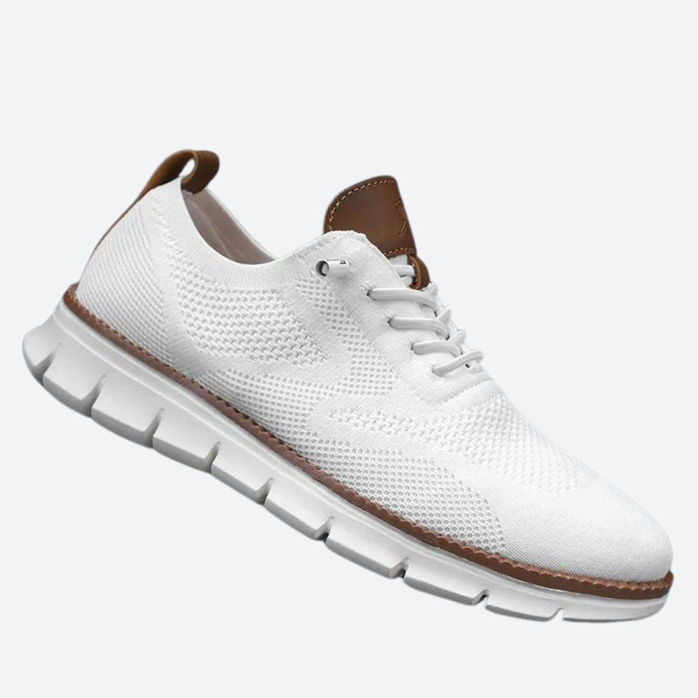 Białe męskie sneakersy casualowe na jasnej podeszwie