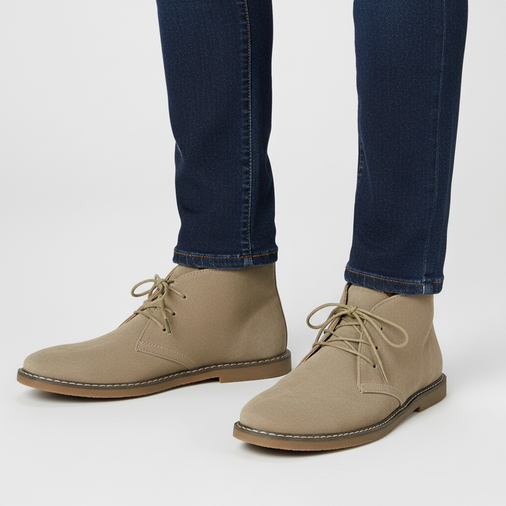 Eleganckie buty męskie, brązowe zamszowe botki do stylizacji codzinnych