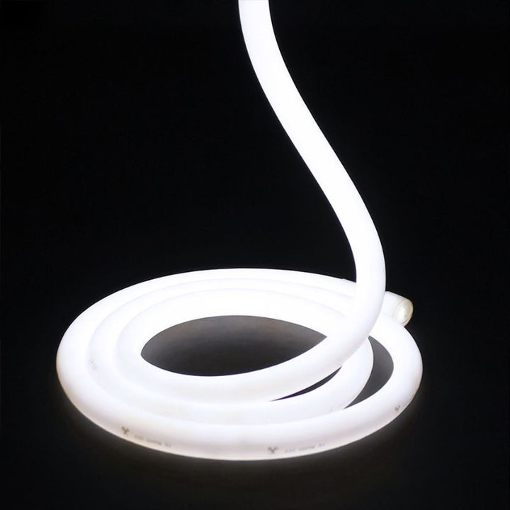 Dekoracja domu za pomocą kolorowego oświetlenia LED