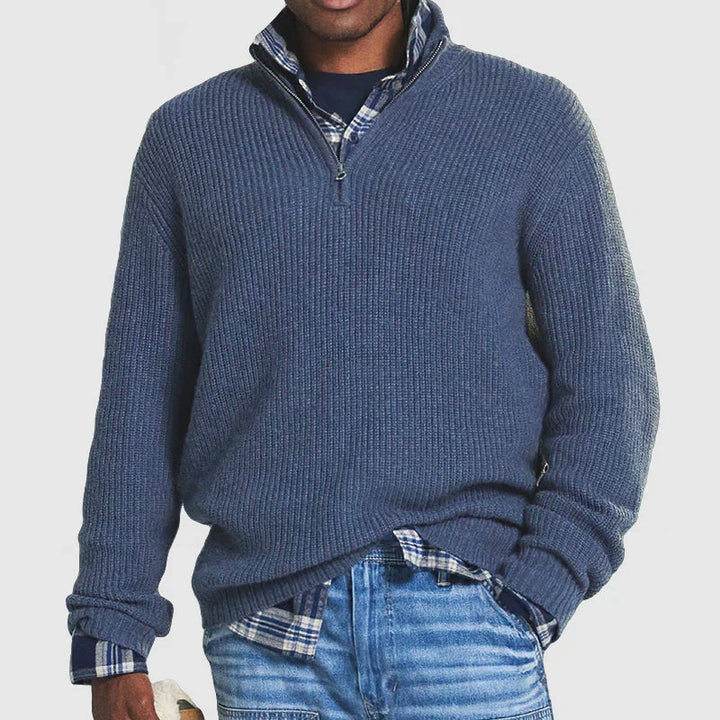 Męski pulower z zamkiem w stylu smart casual, widok z tyłu