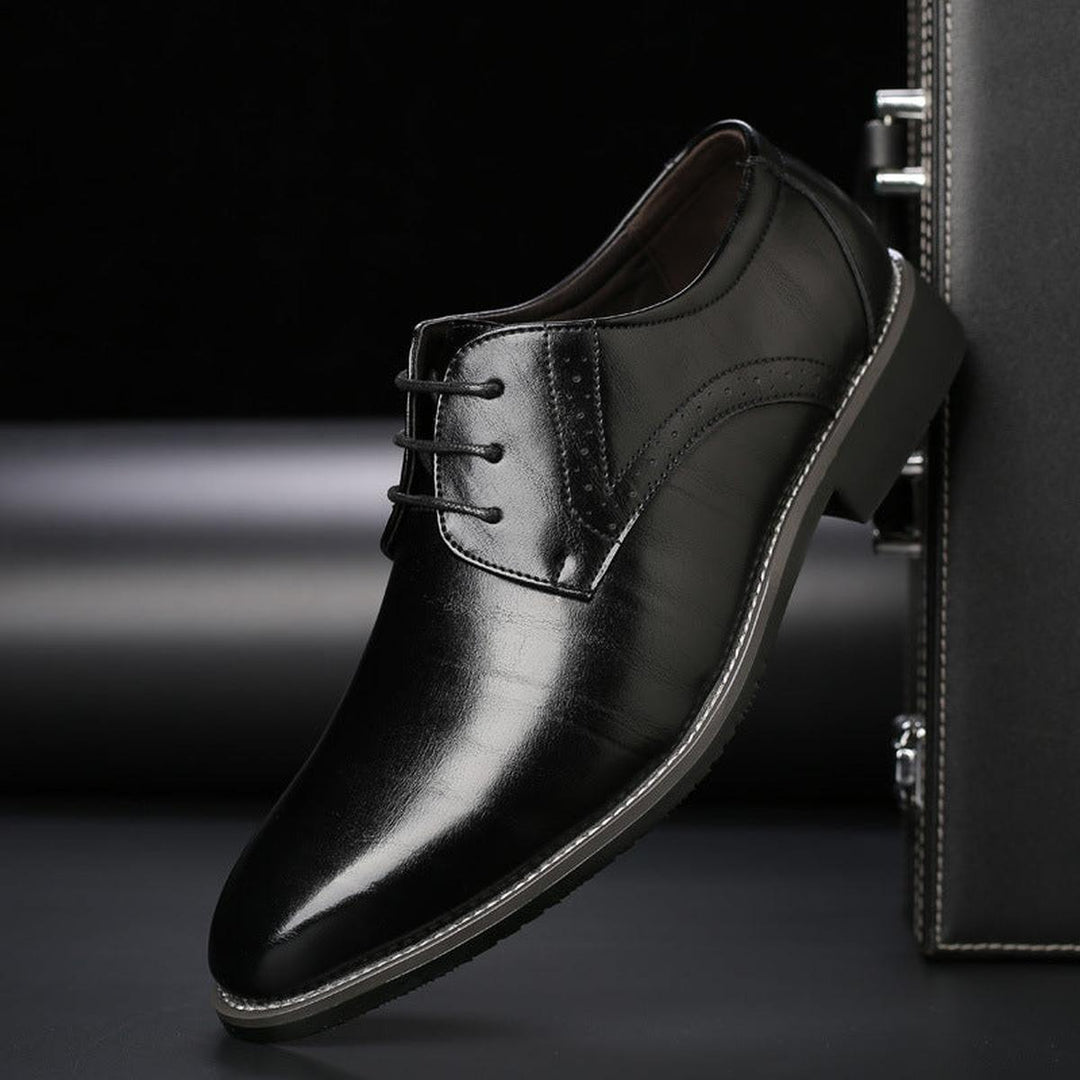 Skórzane męskie buty sznurowane w stylu smart casual, modne obuwie wizytowe