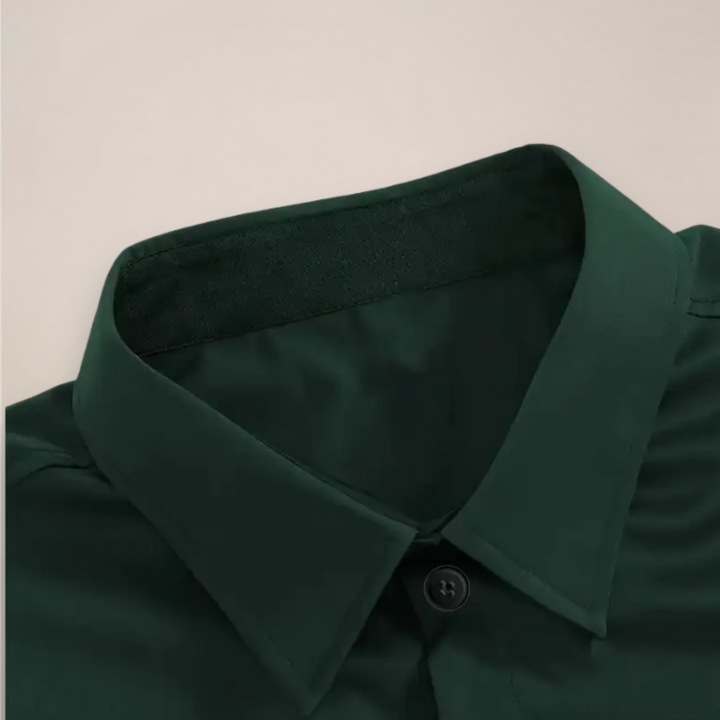 Stylowa koszula męska idealna na spotkania biznesowe i eleganckie wyjścia.